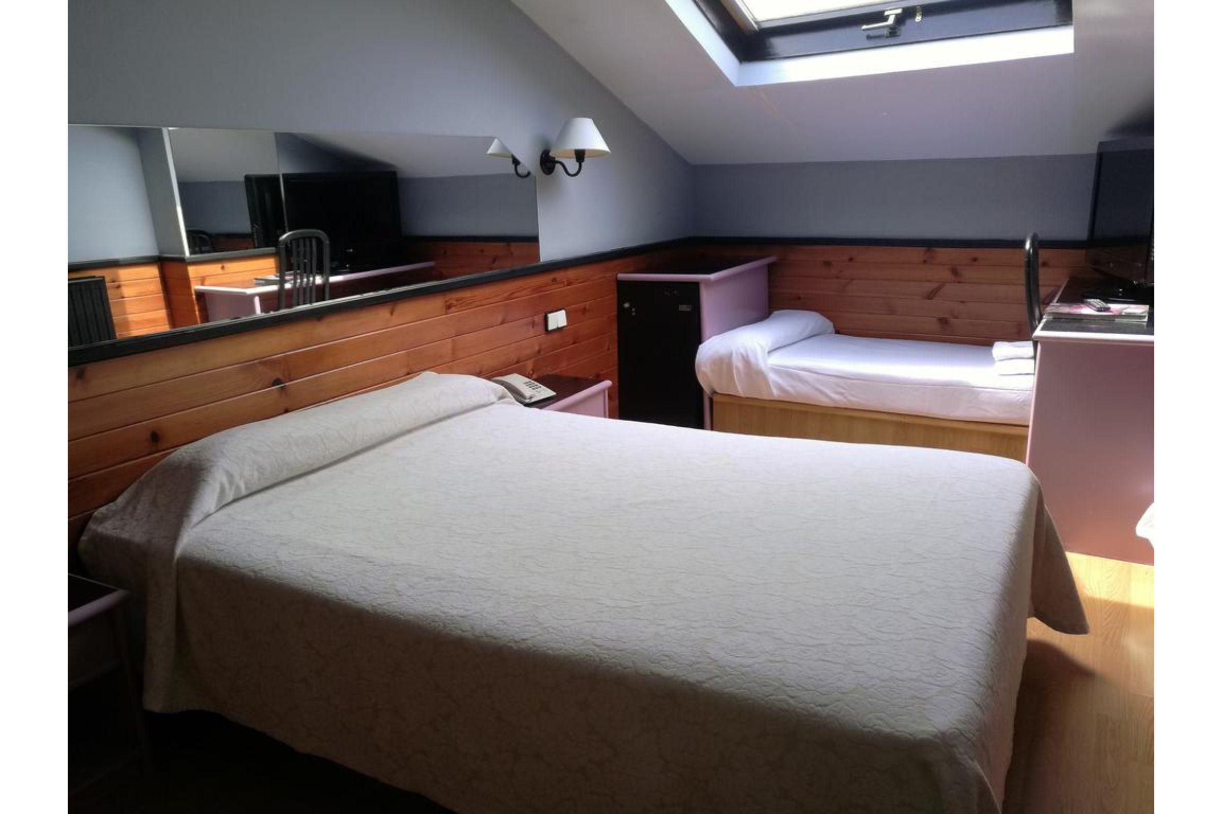 Hotel City House Las Lomas 奥维耶多 外观 照片
