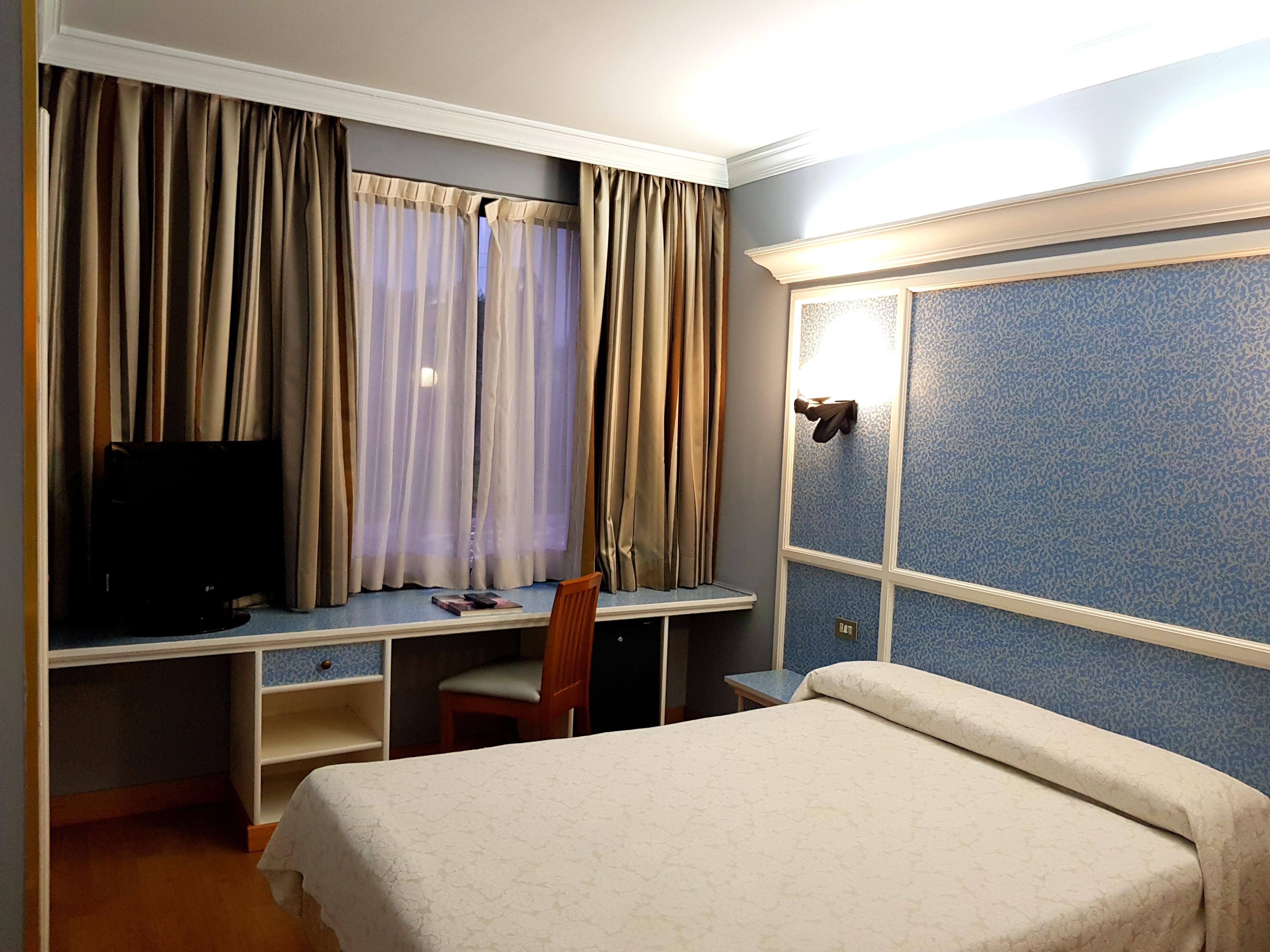Hotel City House Las Lomas 奥维耶多 外观 照片