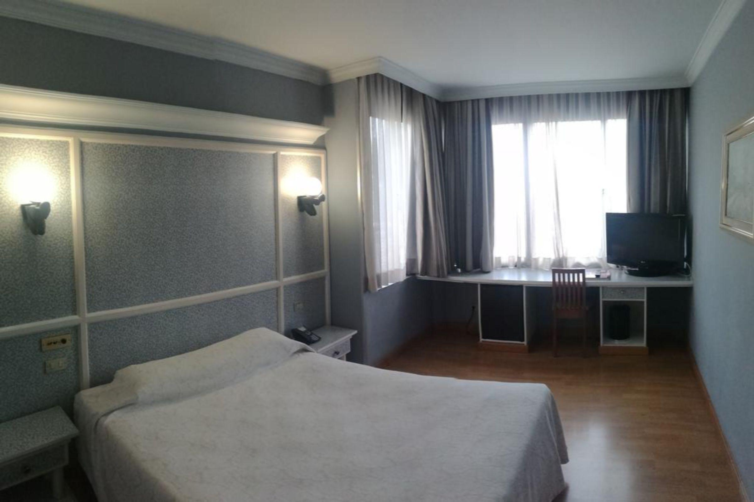 Hotel City House Las Lomas 奥维耶多 外观 照片