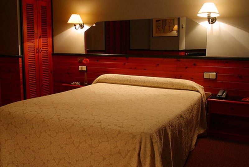 Hotel City House Las Lomas 奥维耶多 外观 照片