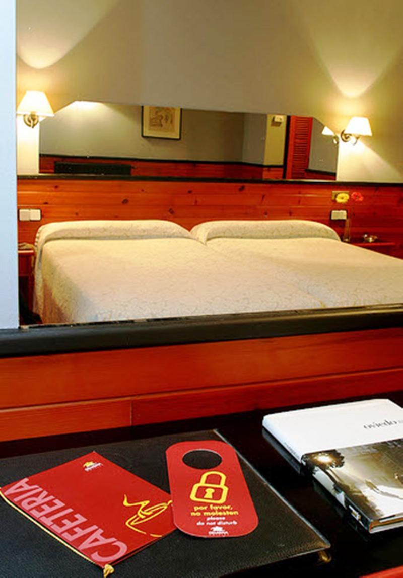 Hotel City House Las Lomas 奥维耶多 外观 照片