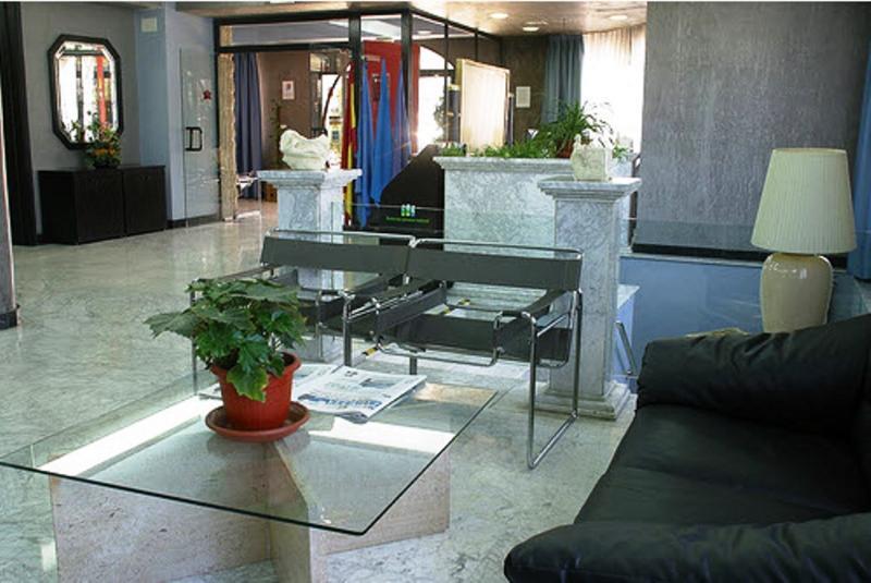Hotel City House Las Lomas 奥维耶多 外观 照片
