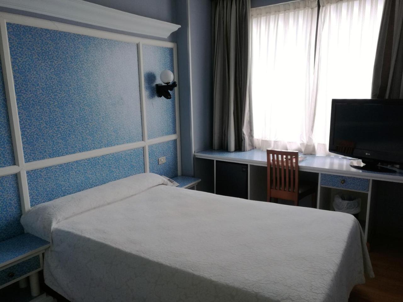 Hotel City House Las Lomas 奥维耶多 外观 照片